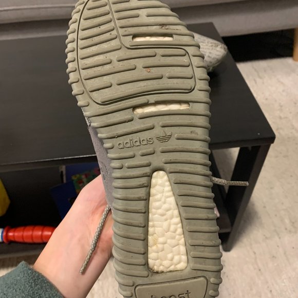 Adidas sneaker - Picture 2 of 3